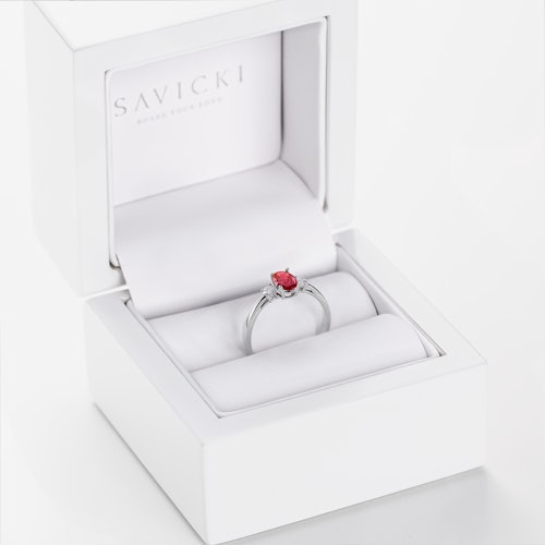 Pierścionek Red Passion: białe złoto, rubin